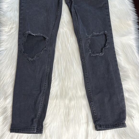 Free People Black Ripped Knee Skinny Jeans - Picture 5 of 6
